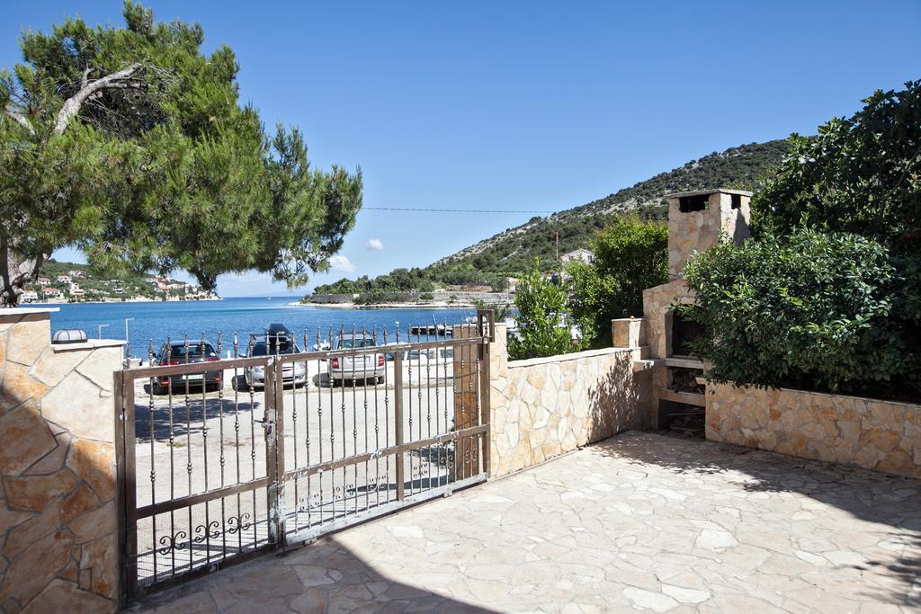 Villa Stana Vinišće Exteriér fotografie