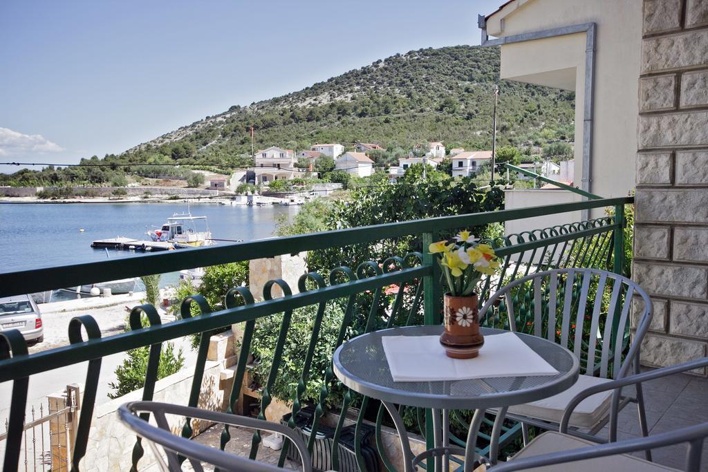 Villa Stana Vinišće Exteriér fotografie